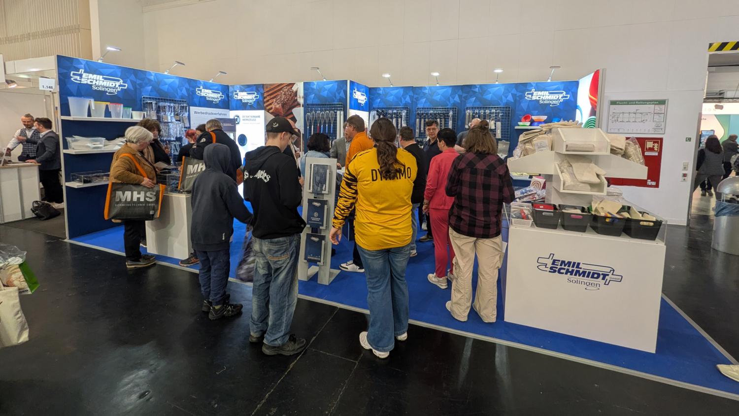 PXL_20260419_111928171